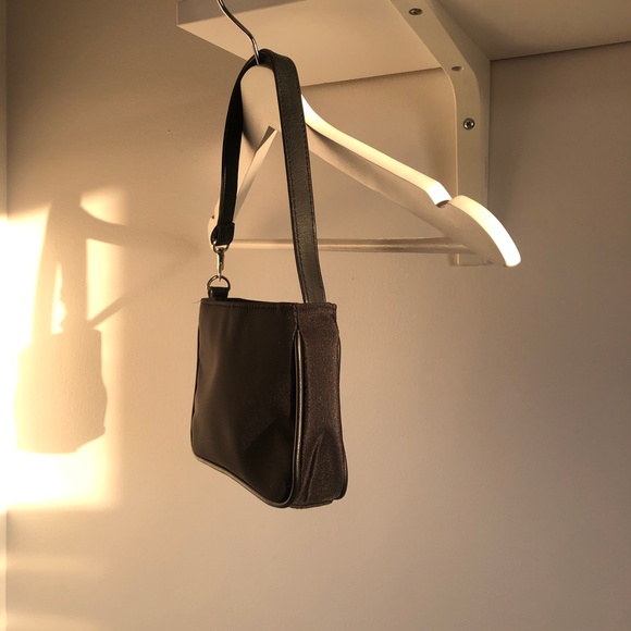 SOLD ⭑.ᐟ Vintage ☾⋆。nylon mini bag - Picture 5 of 6